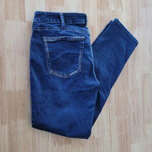 Silver Jeans ~ Size 33 x 31